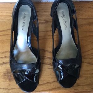 Easy Street Dressy Black Shoes